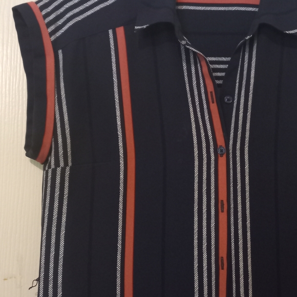 EXPRESS - Picture 3 of 5